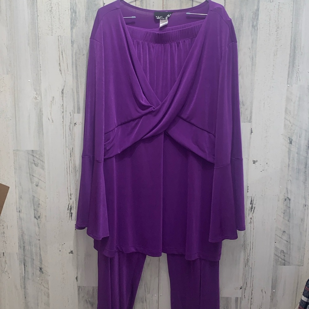 0517 CSC Studio Matching Top & Bottoms